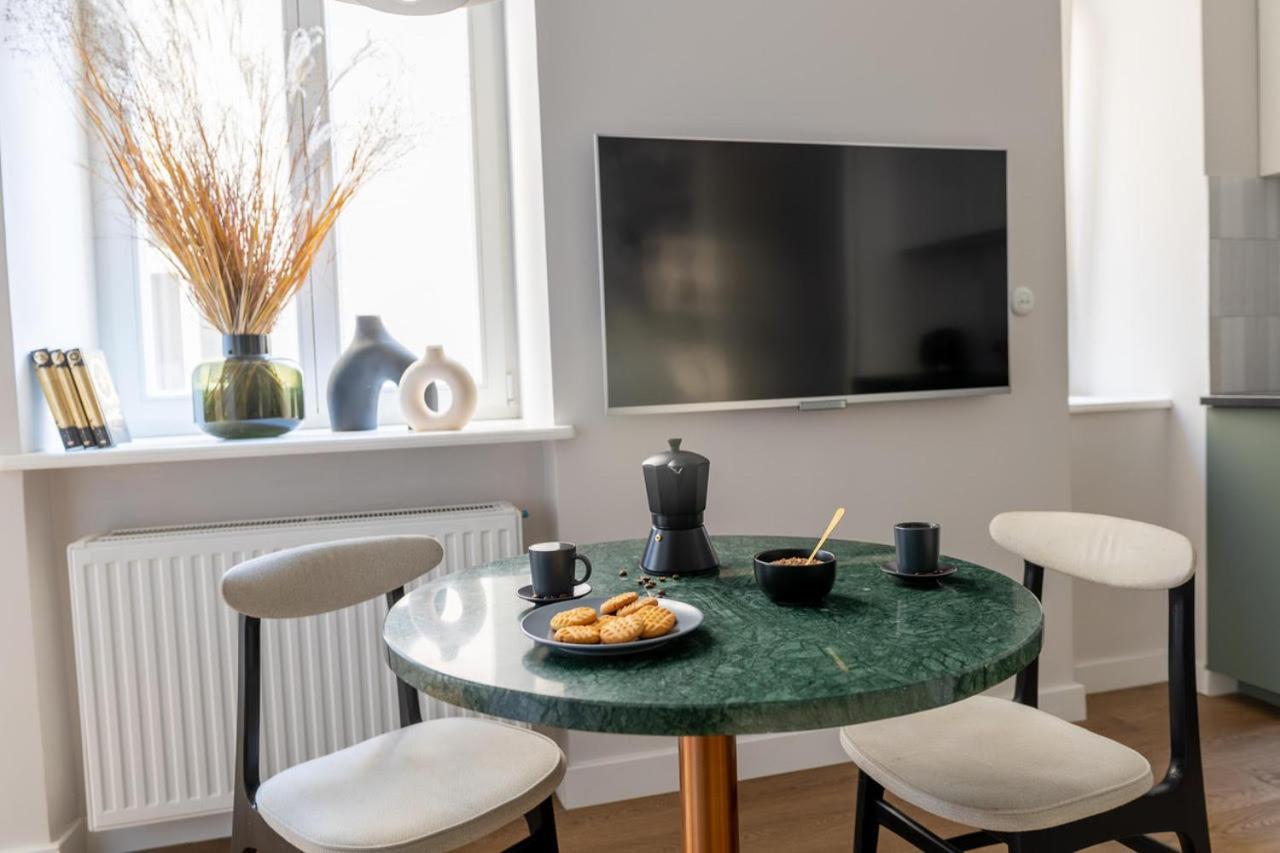 Lion Apartments - Premium Studio Kraków Exteriör bild