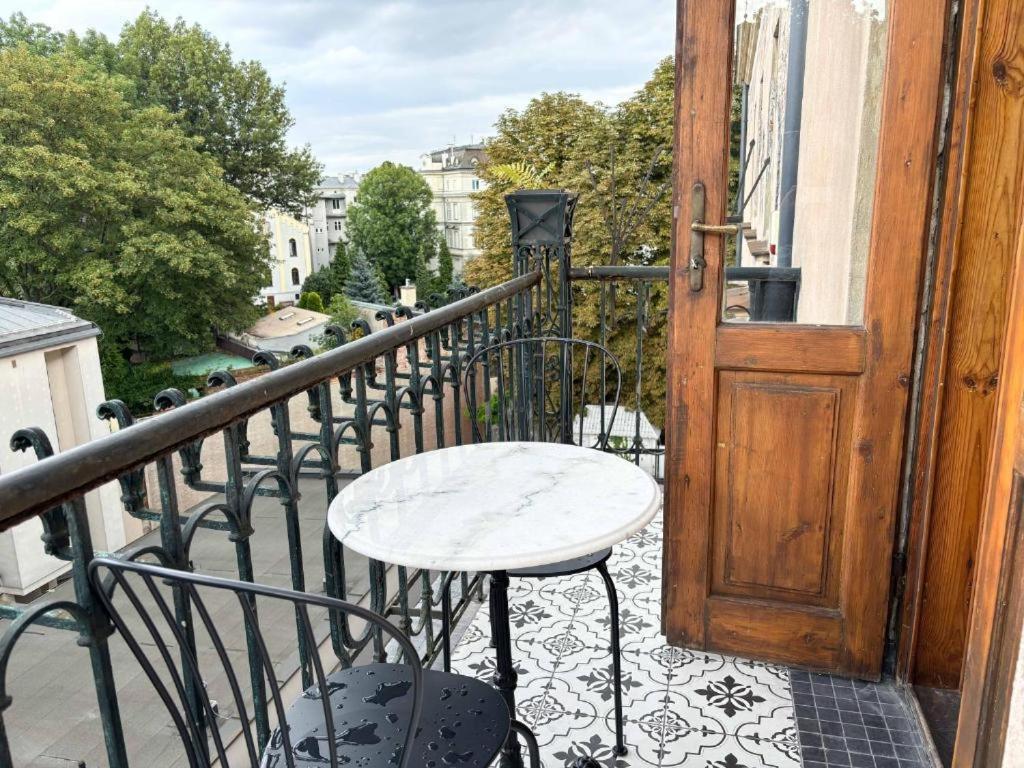 Lion Apartments - Premium Studio Kraków Exteriör bild