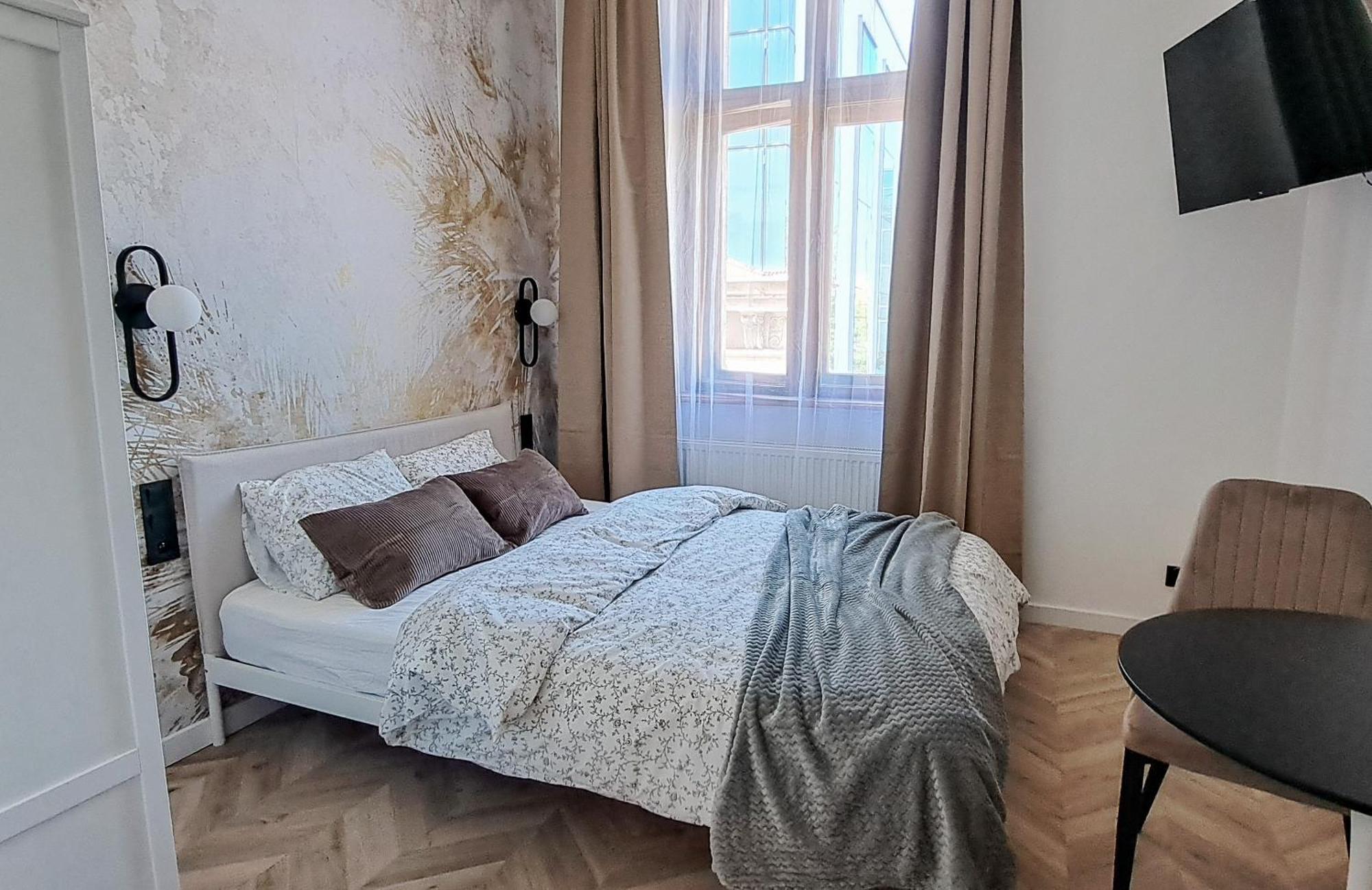 Lion Apartments - Premium Studio With Balcony Kraków Exteriör bild